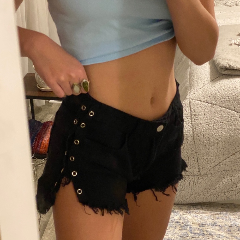 Black distressed metal detailing denim shorts